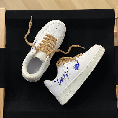Low Cut Small White Shoe Man